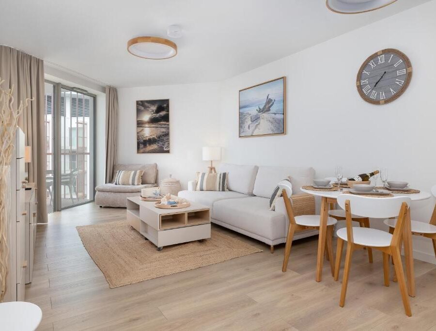 Apartament z sypialnią, widokiem na morze i tarasem